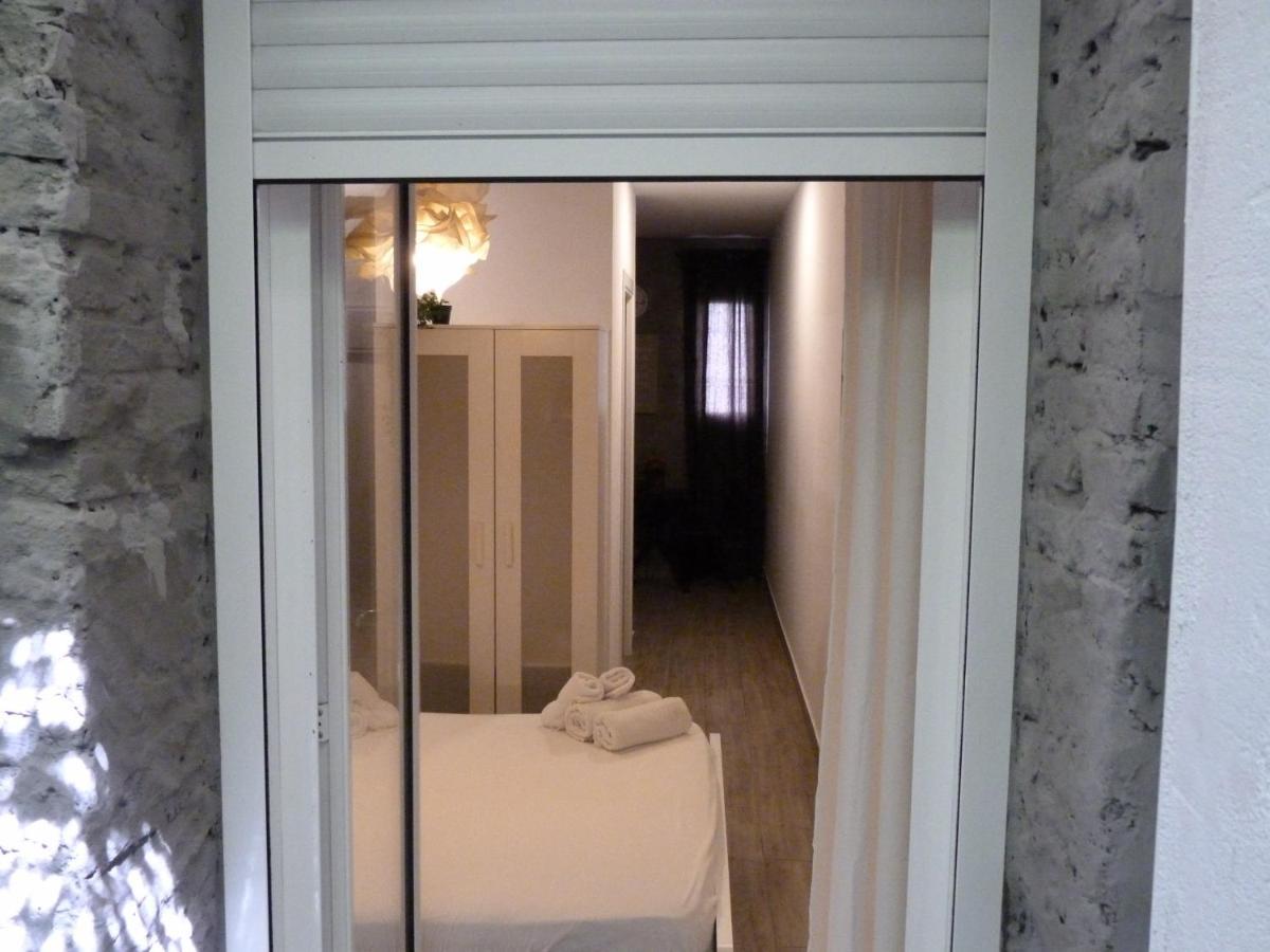 Pequeño alojamiento con Mini Piscina temperatura ambiente - WIFI Free Valencia Exterior foto
