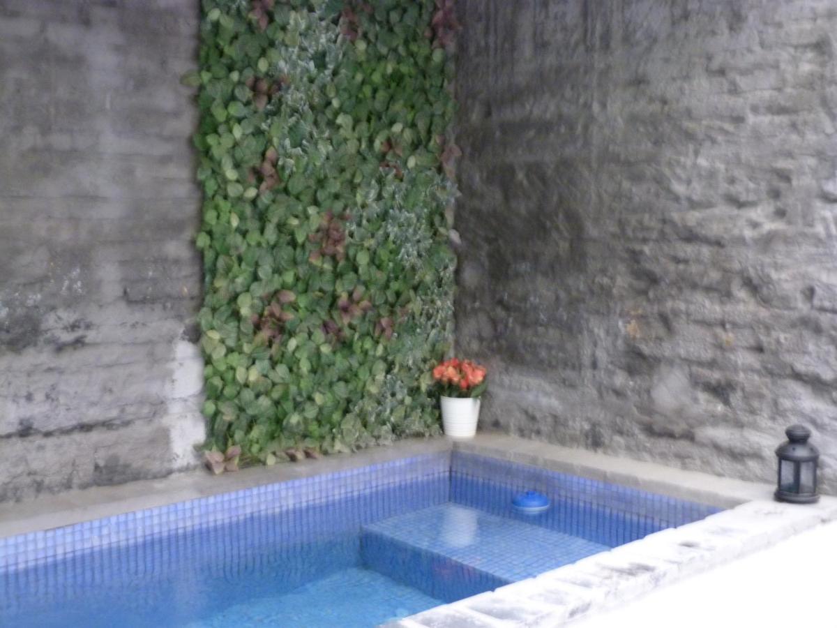 Pequeño alojamiento con Mini Piscina temperatura ambiente - WIFI Free Valencia Exterior foto
