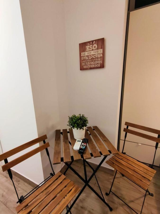 Pequeño alojamiento con Mini Piscina temperatura ambiente - WIFI Free Valencia Exterior foto